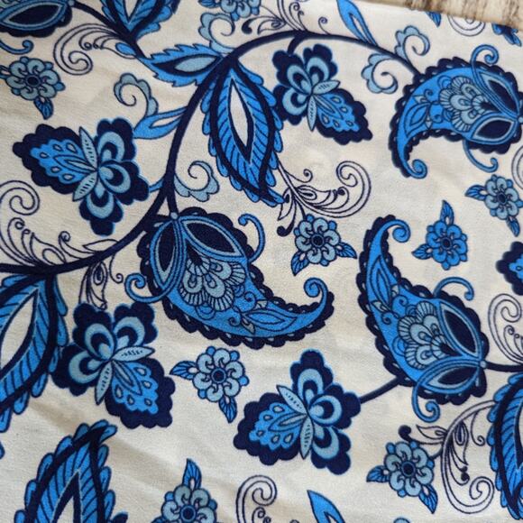 Boohoo Blue and White Paisley Split Opening Pants Sz 6 - Picture 3 of 5